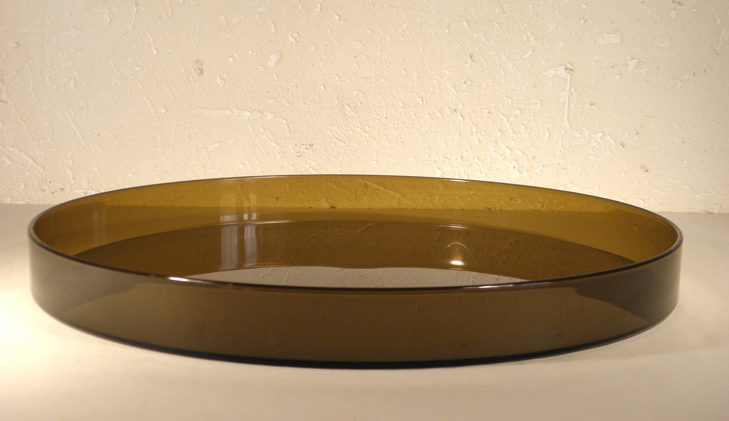 Round plexiglass tray 40 cm