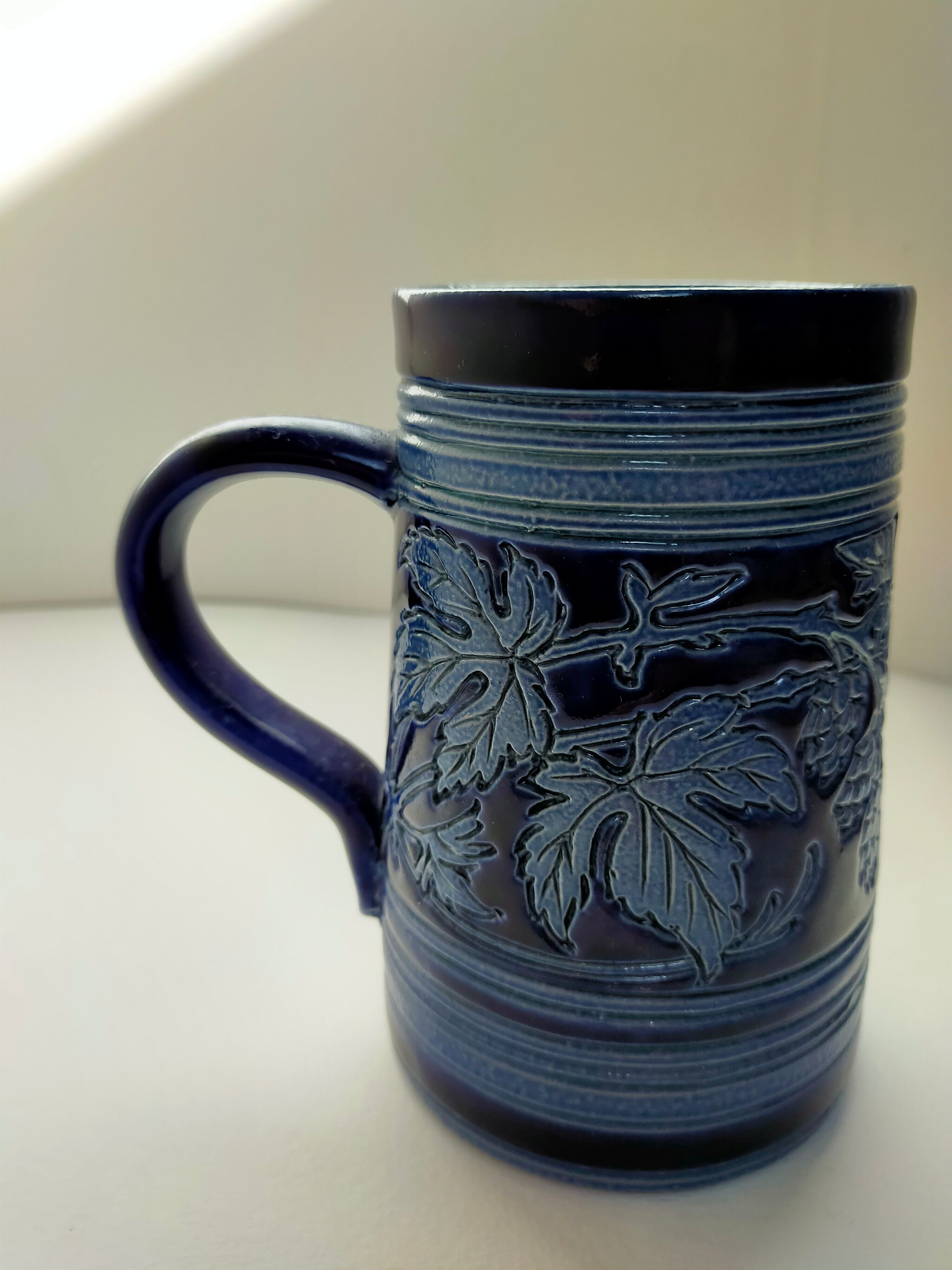 mug in blue Alsace sandstone signed