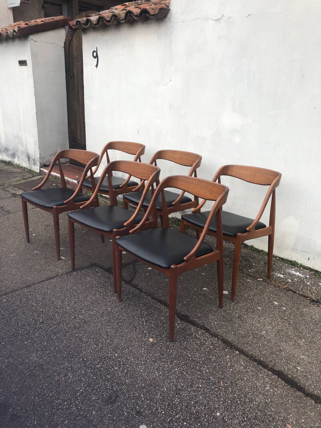 Lot 6 Scandinavian Teak chairs by Johannes Andersen Samcom Circa 1960