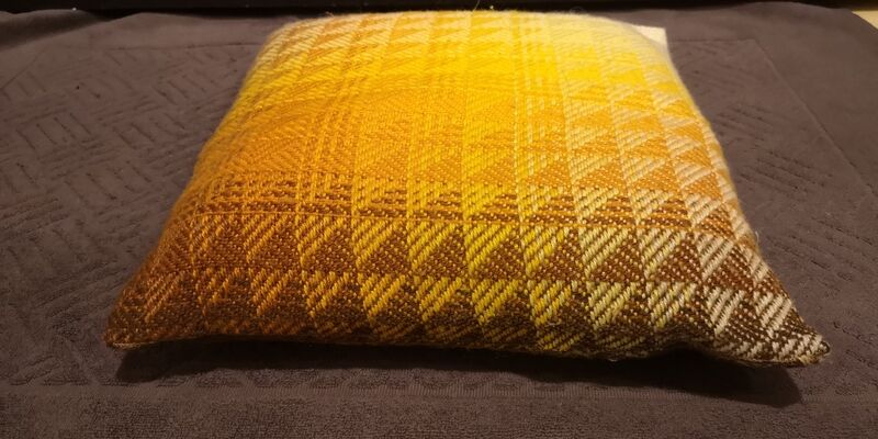 Seventies period cushion - 1970s