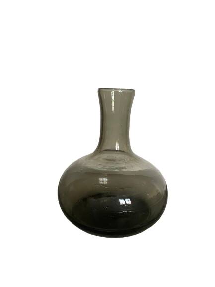 Set of 8 decorative items