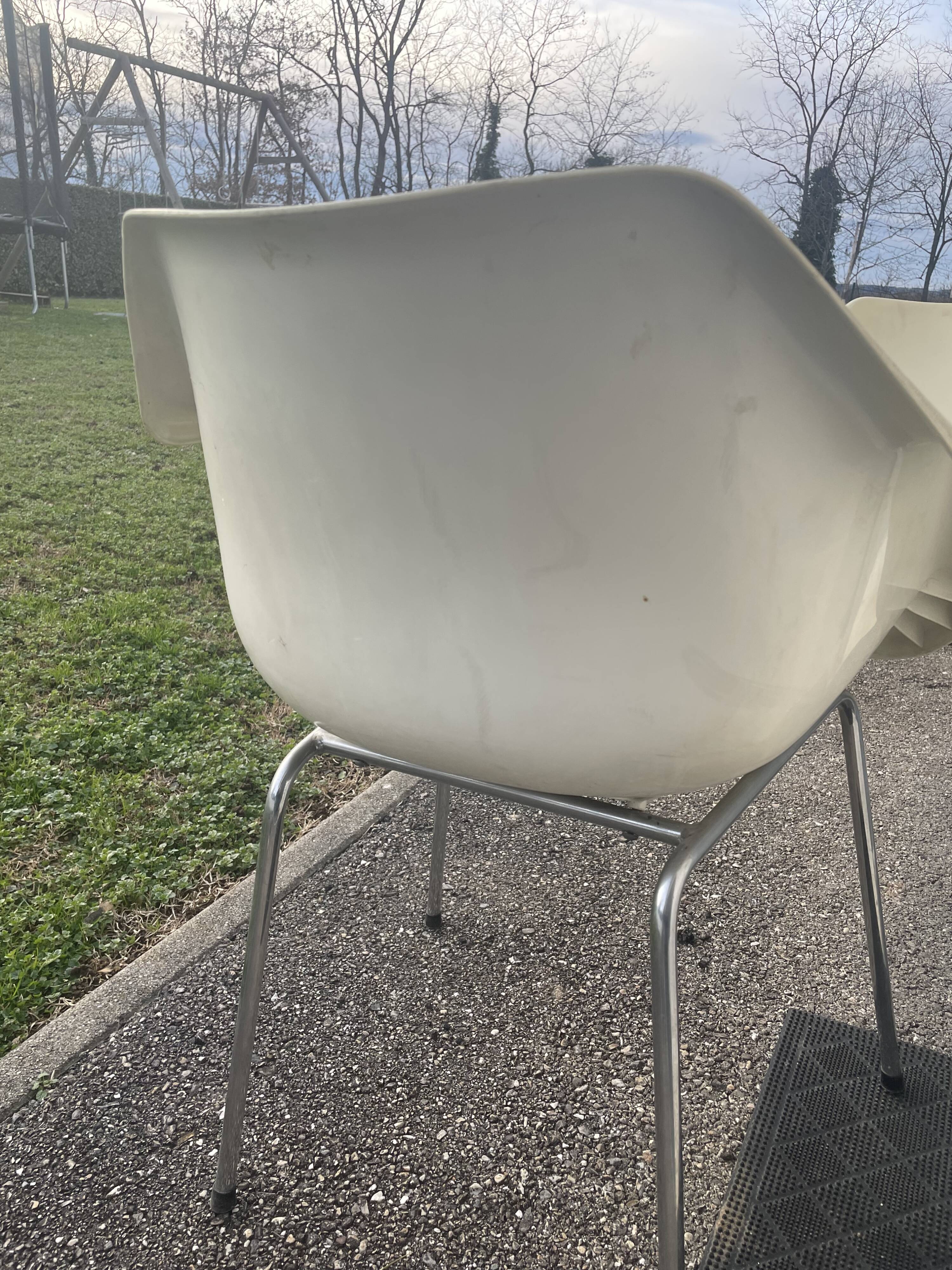 Chair / Plastic armchair White Robin Day