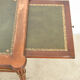 Bureau plat style Louis XVI