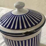 Enamelled tole pot