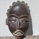 Masque africain minimaliste