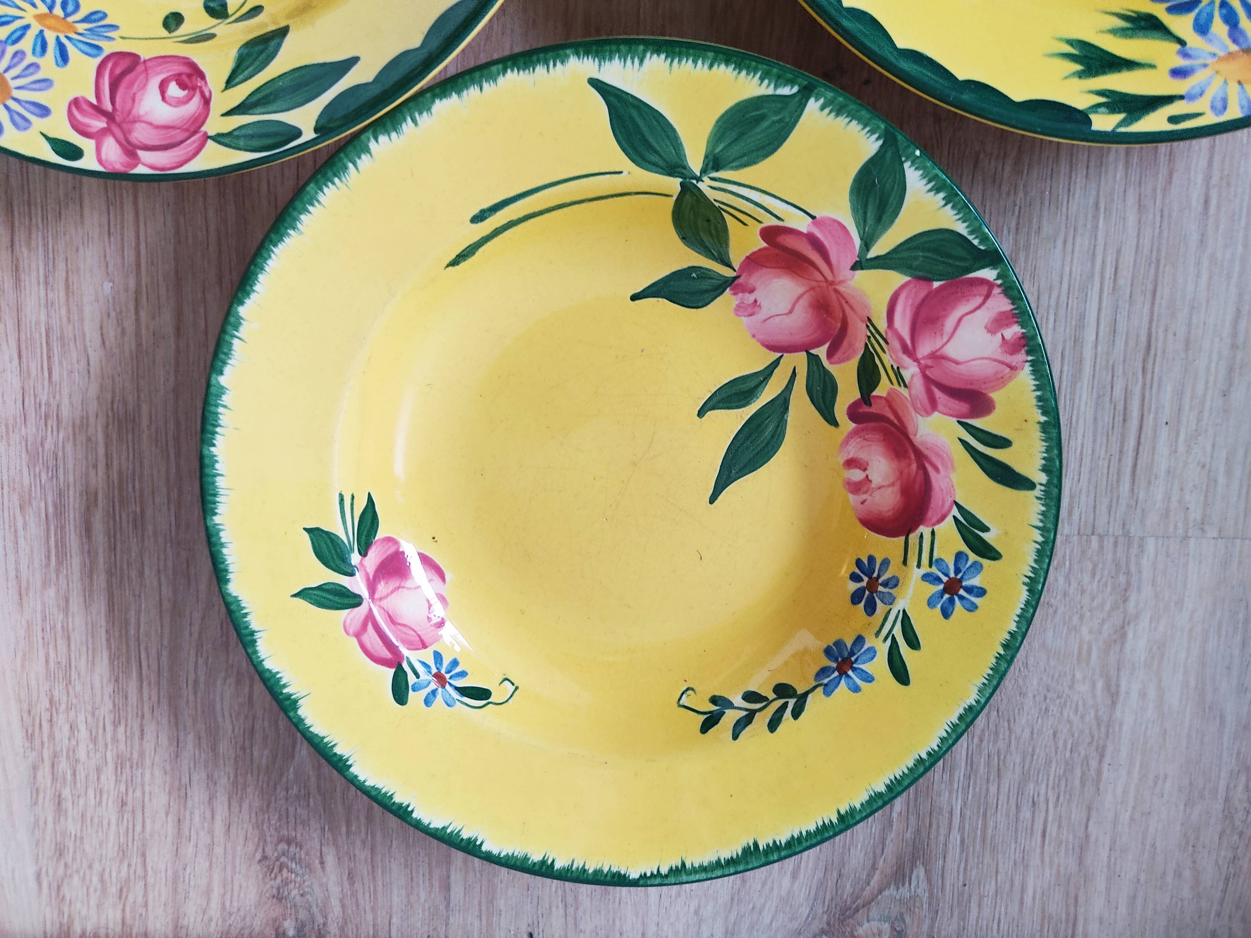Sarreguemines set of two plates Florence and a Palermo