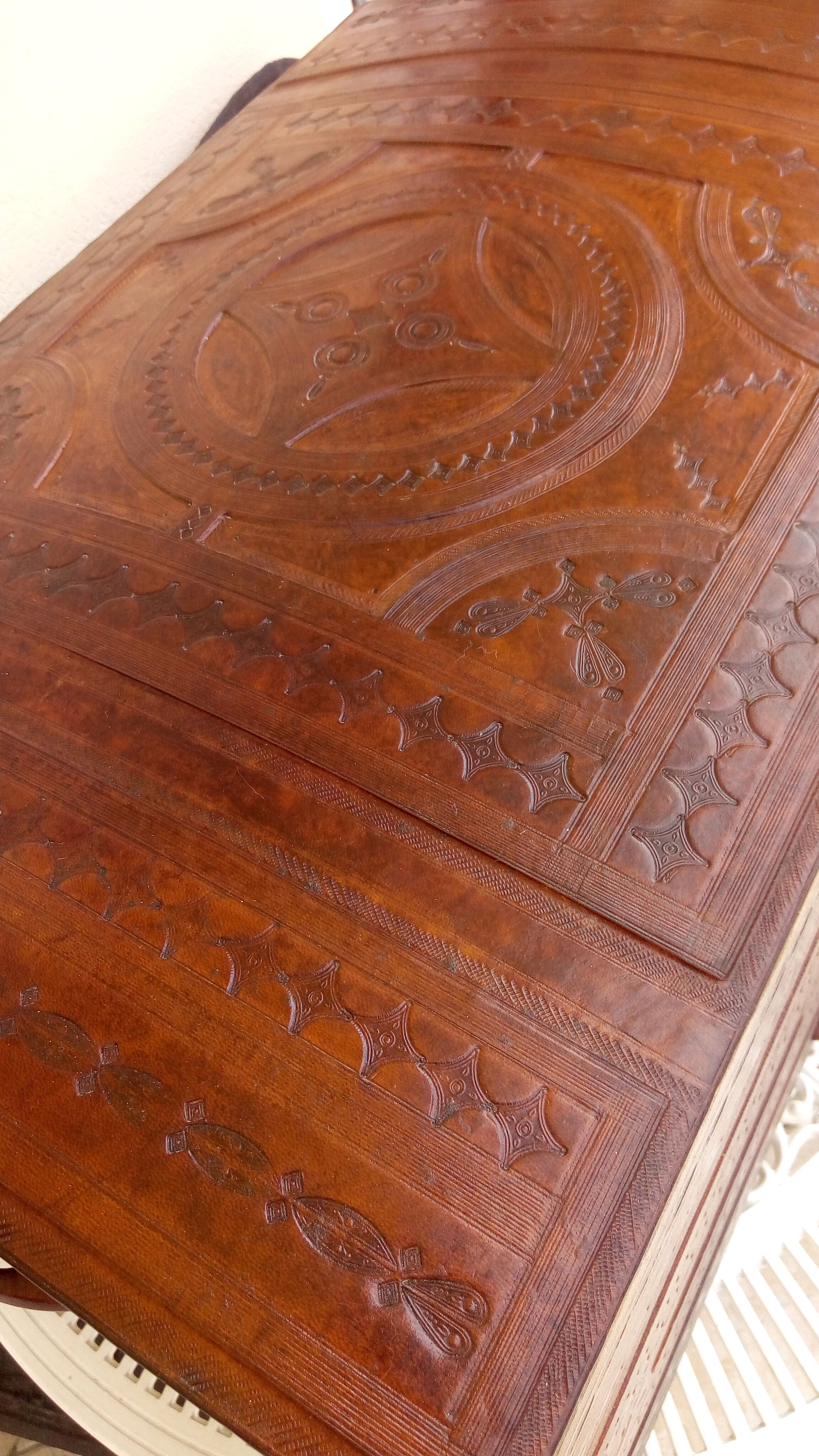 Touareg box embossed leather