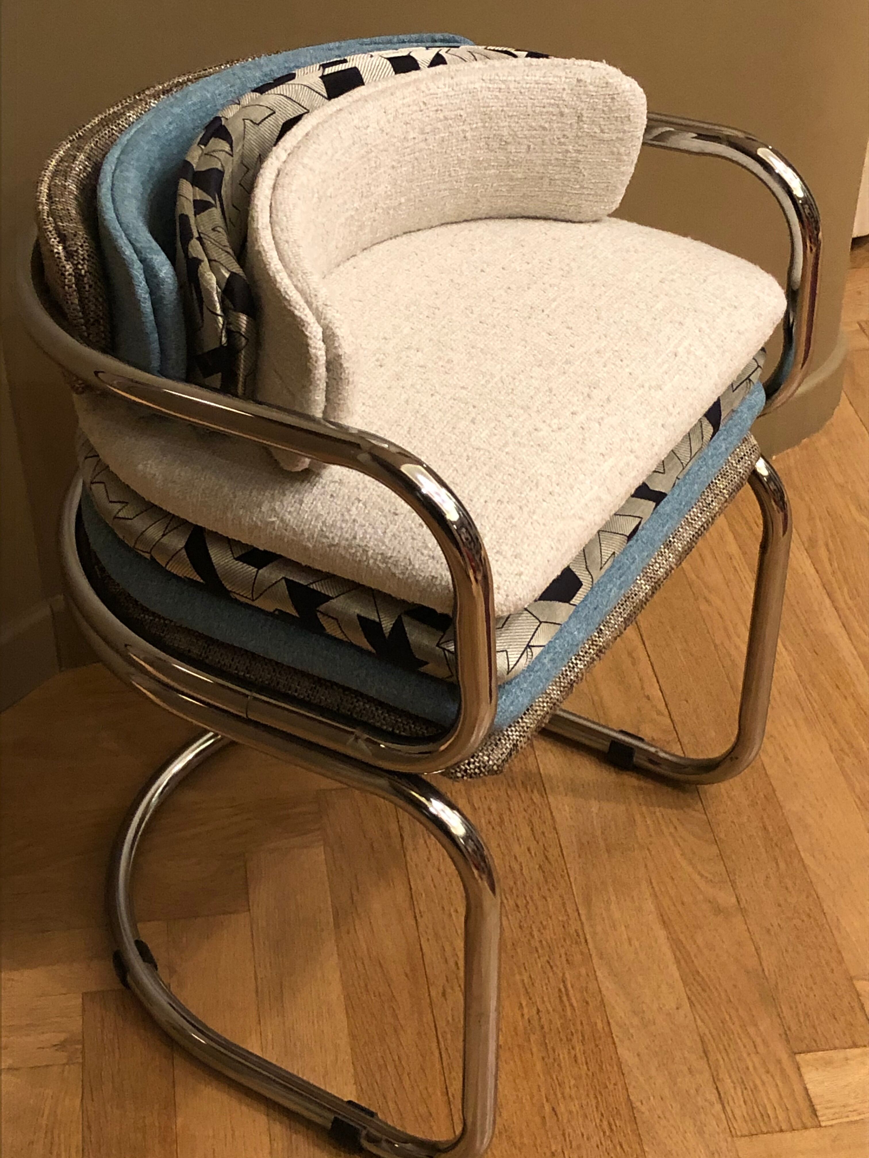 Victoria chair 70s chrome structure and terracotta-colored alacantara fabrics