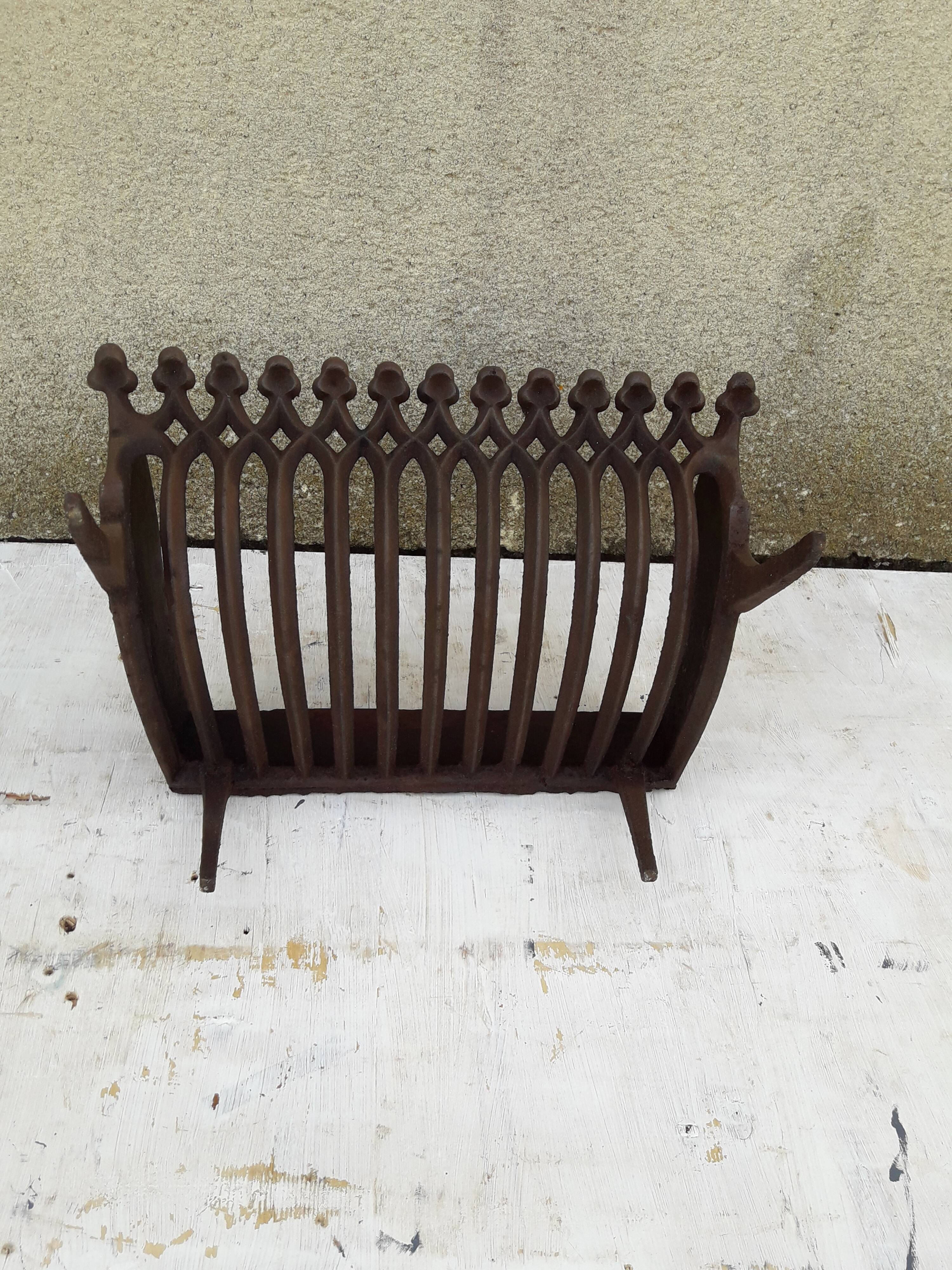 Foyer grille de cheminée  en fonte pour bûches L 38 cm