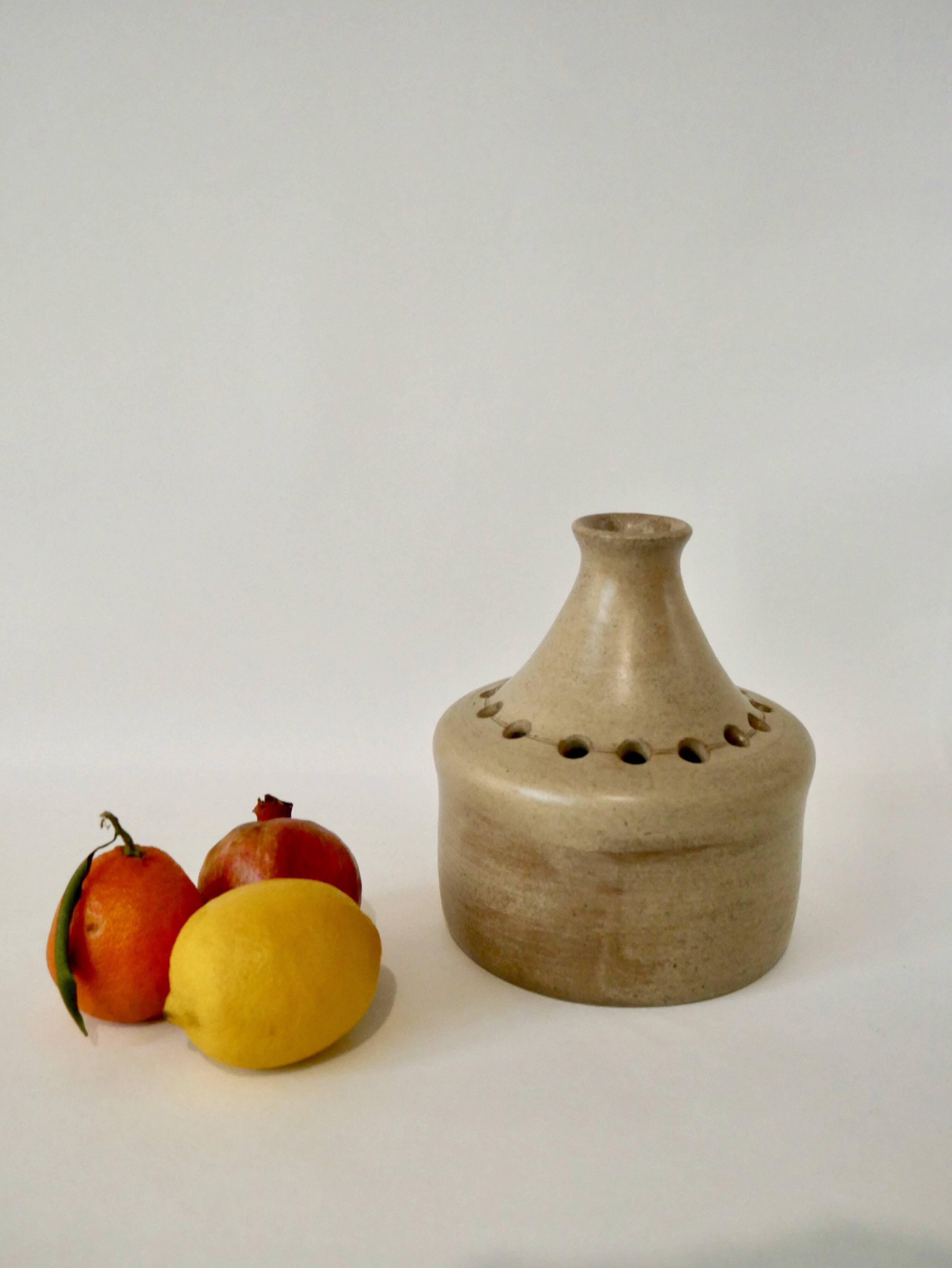 Handmade sandstone soliflore flower vase from the 70s