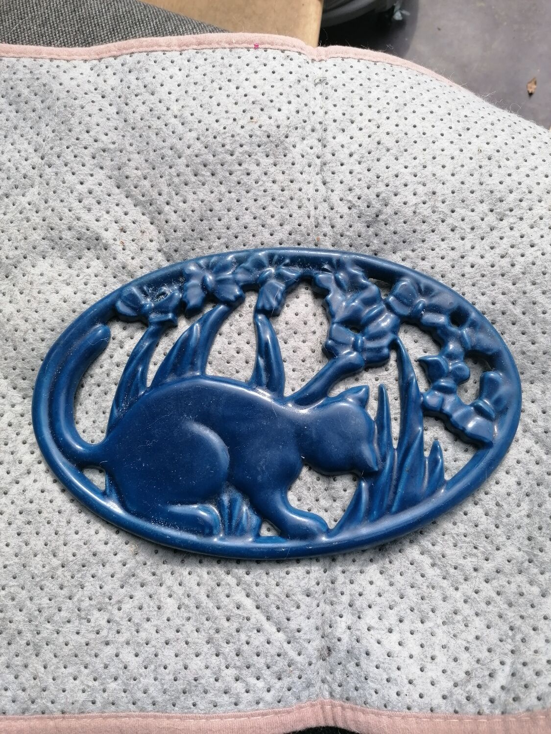 Dessous de plat fonte émaillée invicta chat bleu