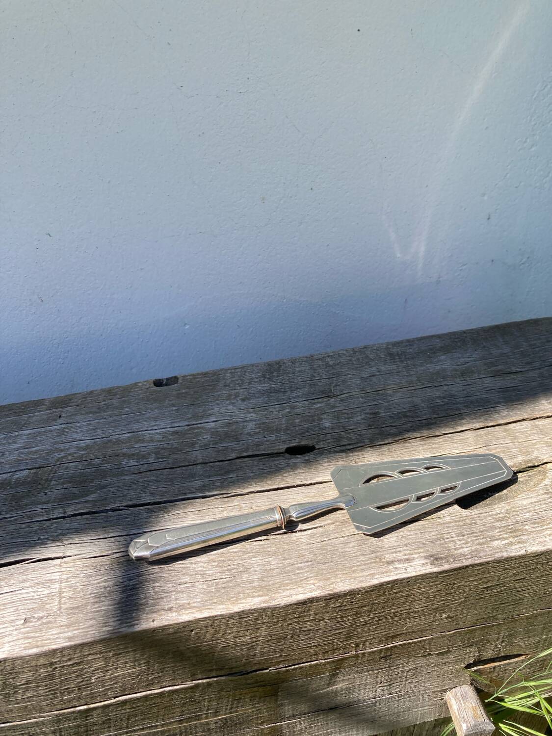 Silver metal art deco pie server