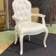 Fauteuil cabriolet de style Louis XV moderne