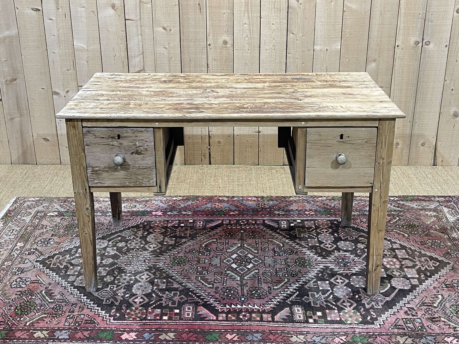 English flat desk in fir of the early twentieth century
