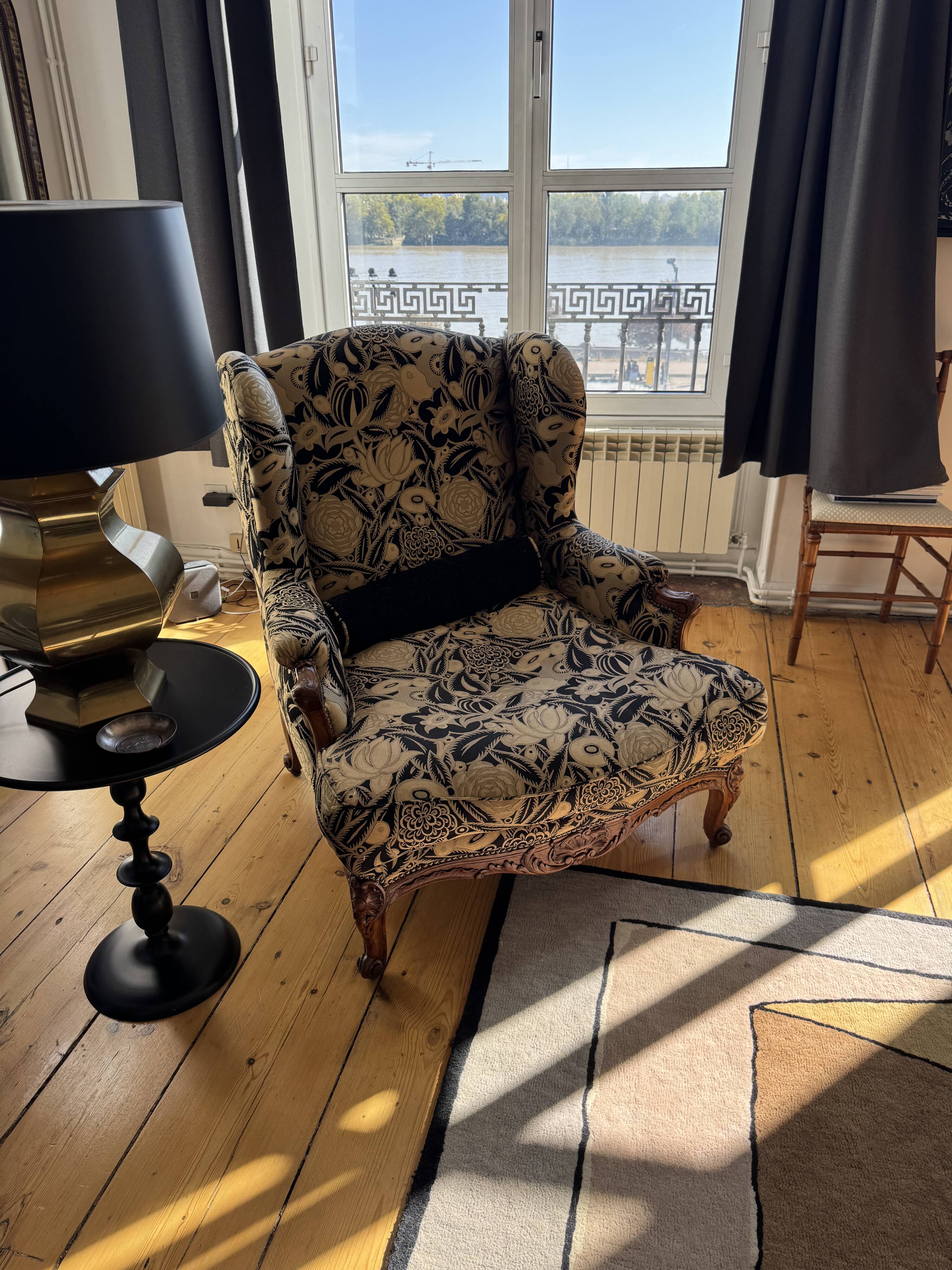 Louis IV armchair - Prelle silk factory