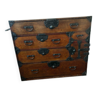 Japanese chest of drawers