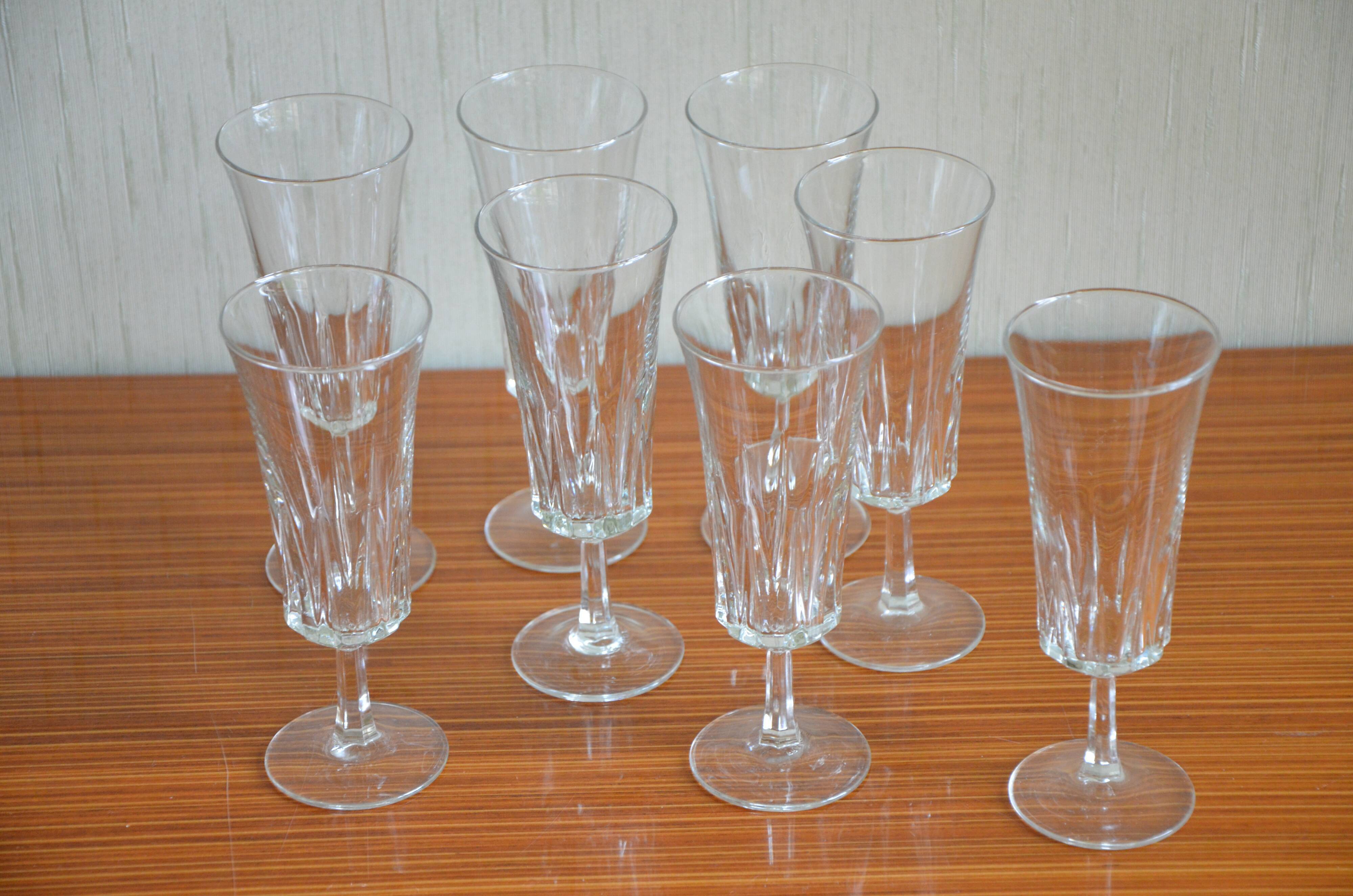 Lot de 8 flûtes à champagne