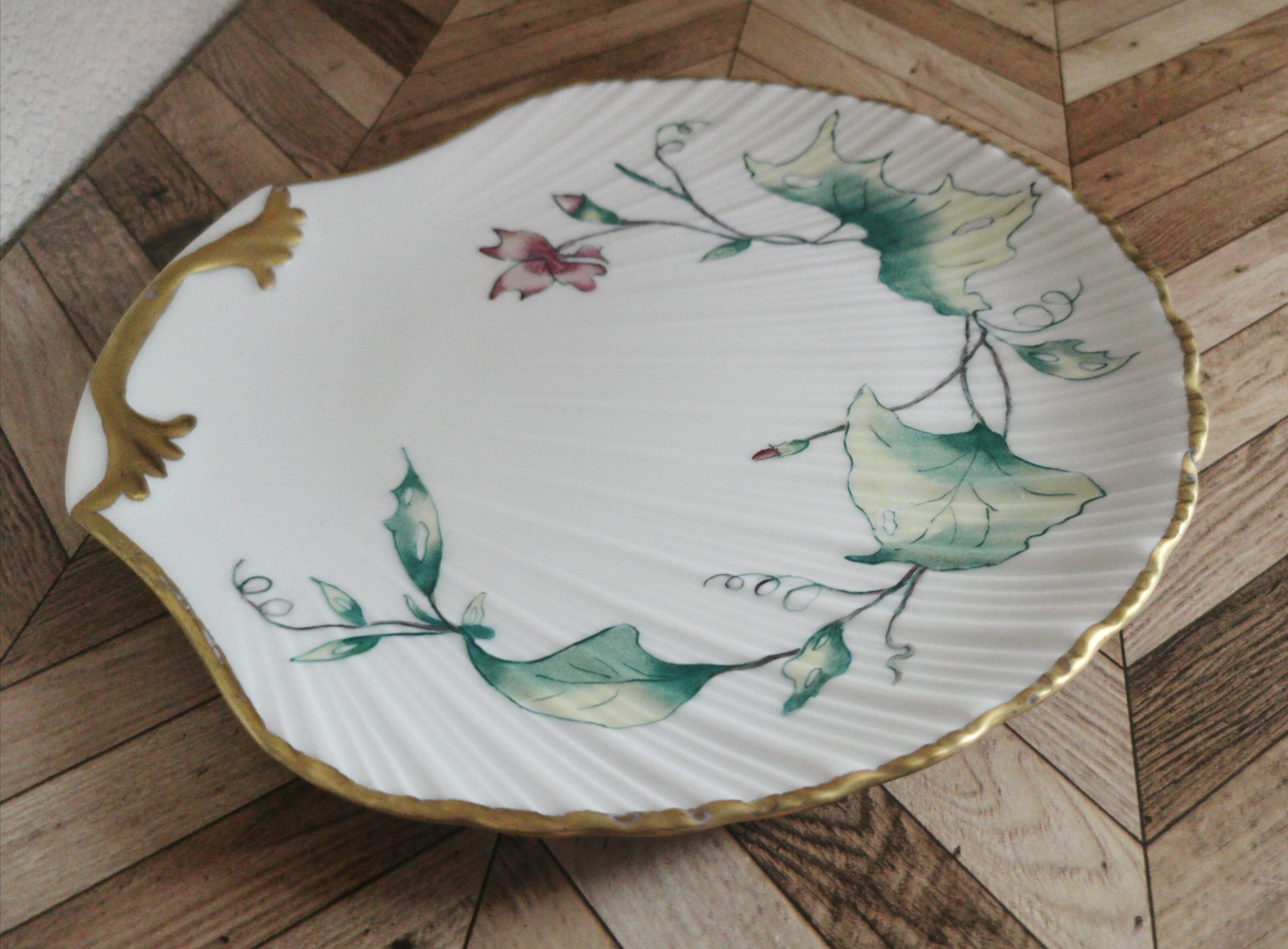Limoges flower decoration shell plate Limoges