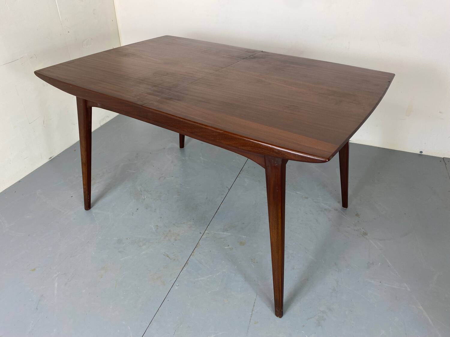 Scandinavian Style Mid Century Teak extendable Dining Table by Louis Van Teeffelen for Wébé, 1950s
