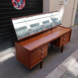 60s hairdresser White and Newton