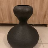 Fibreglass vase, resin