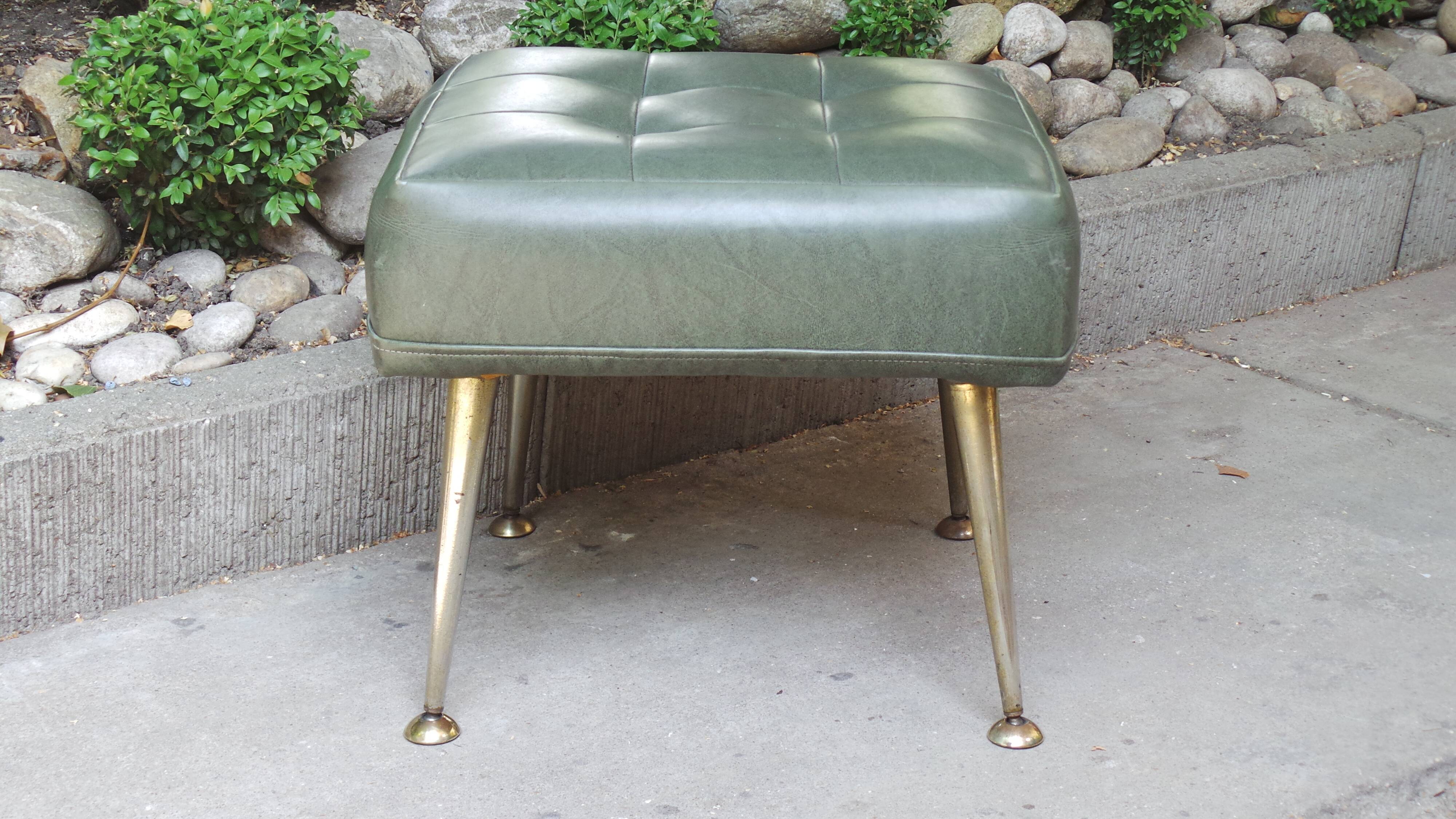 Stool footrest in green skaï