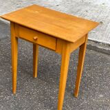 Scandinavian side table in solid wood with a drawer.