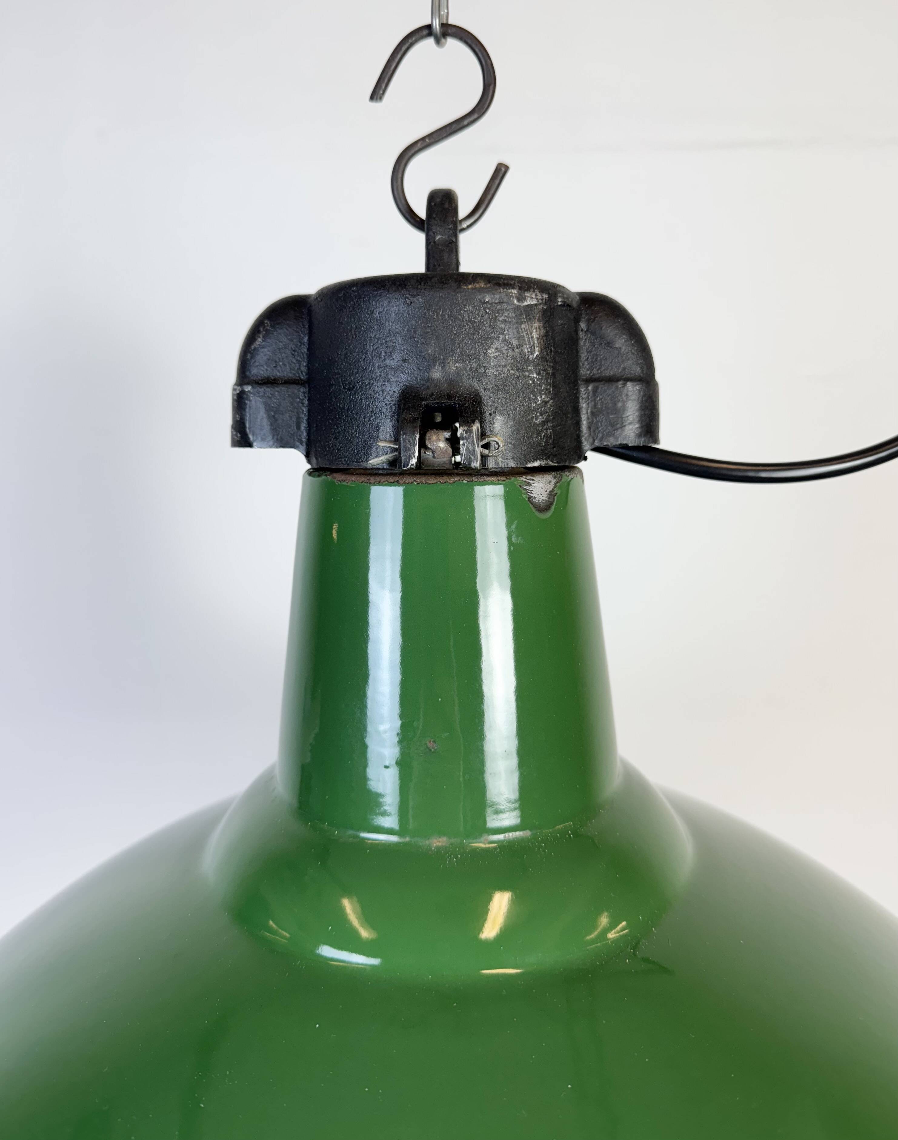Industrial Green Enamel Factory Pendant Lamp, 1960s