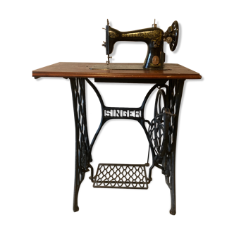 Singer sewing machine