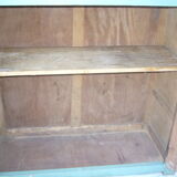 Old pine wood confectioner