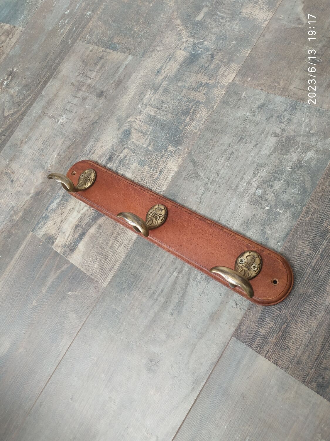 Wall hook