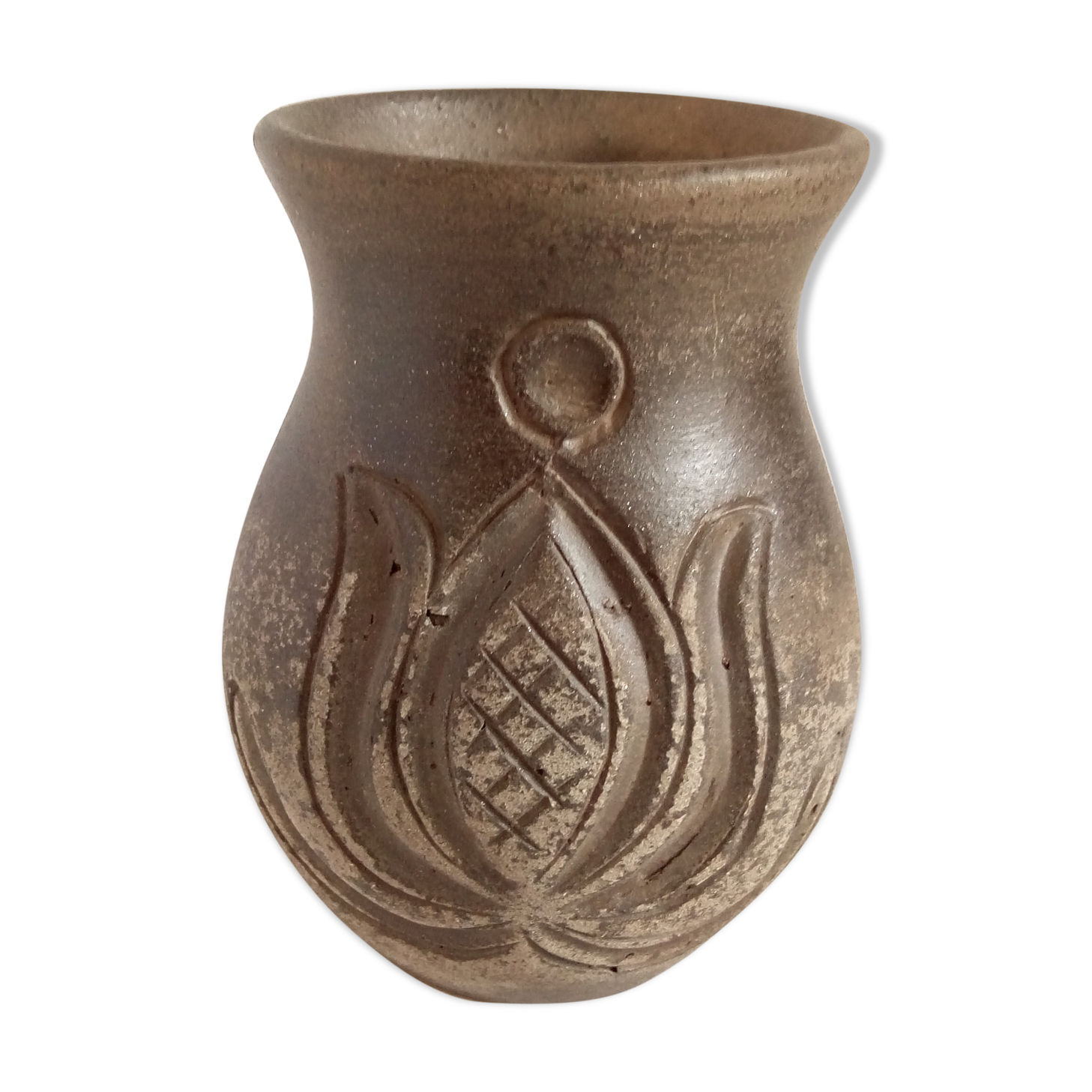 Hungarian chiseled earth vase