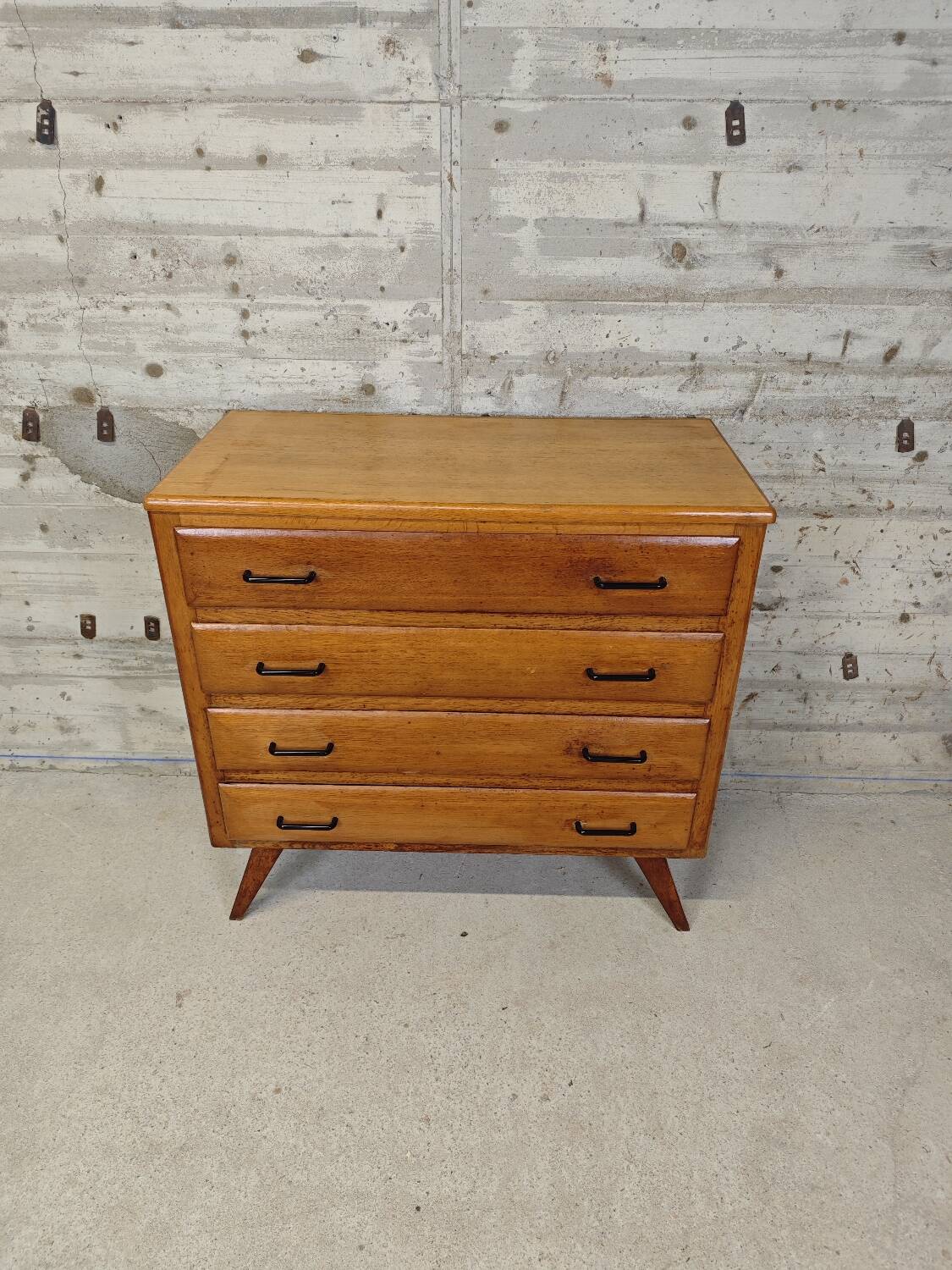 Vintage chest of drawers with tapered legs
