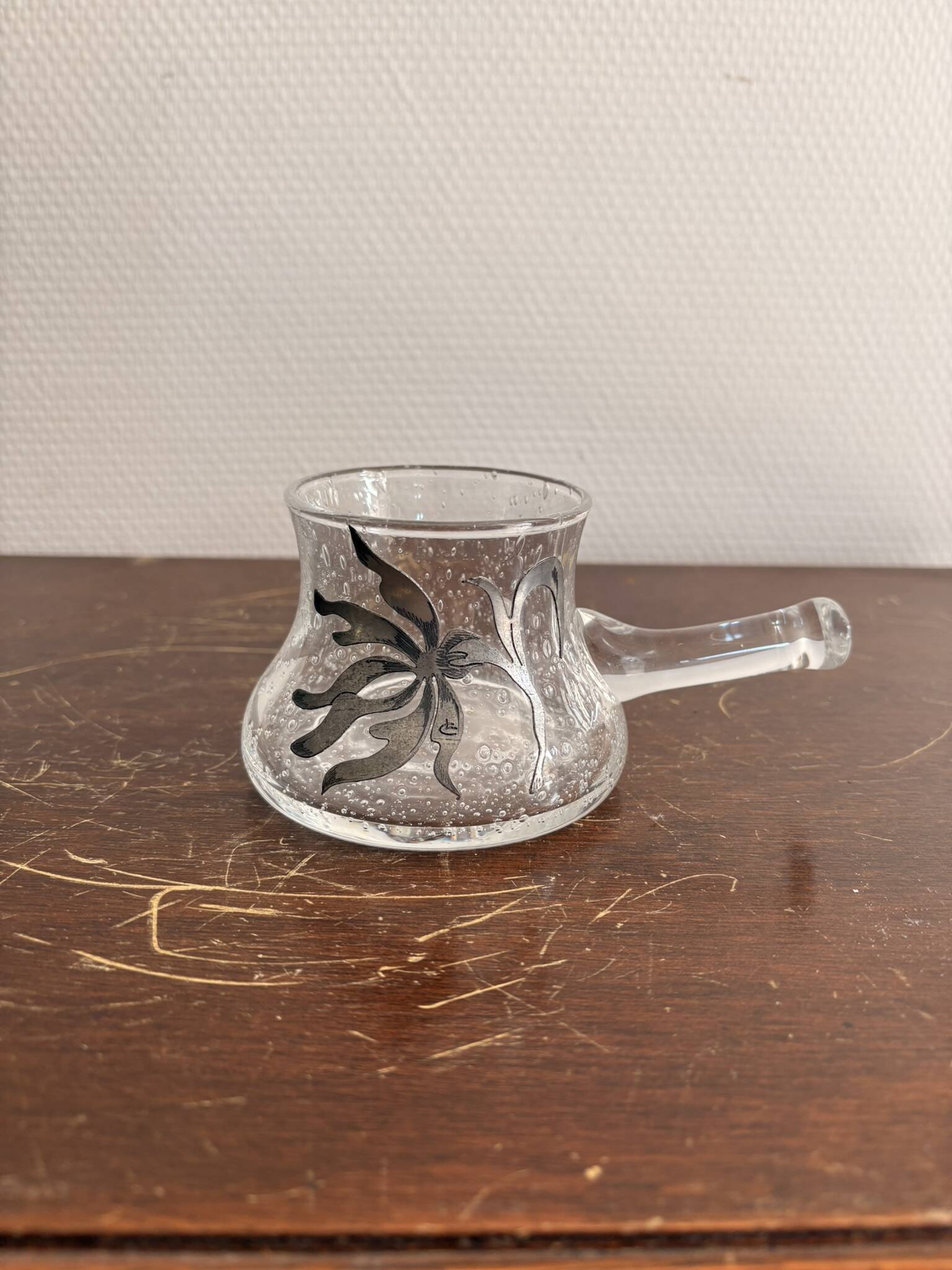 Pot à lait en verre bullé style Murano, signé
