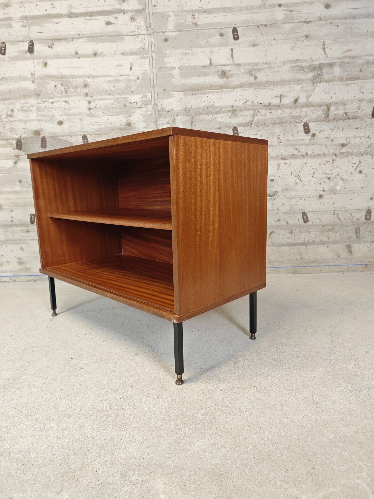 Buffet bas vintage