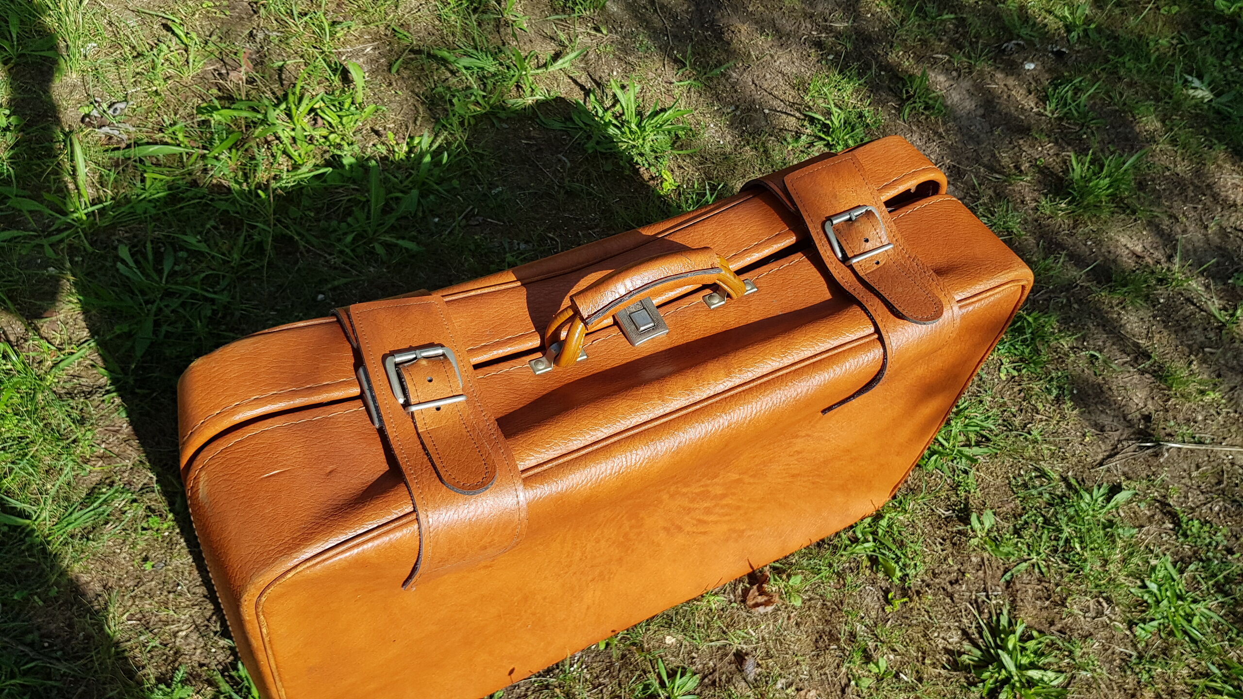 Valise vintage marron clair