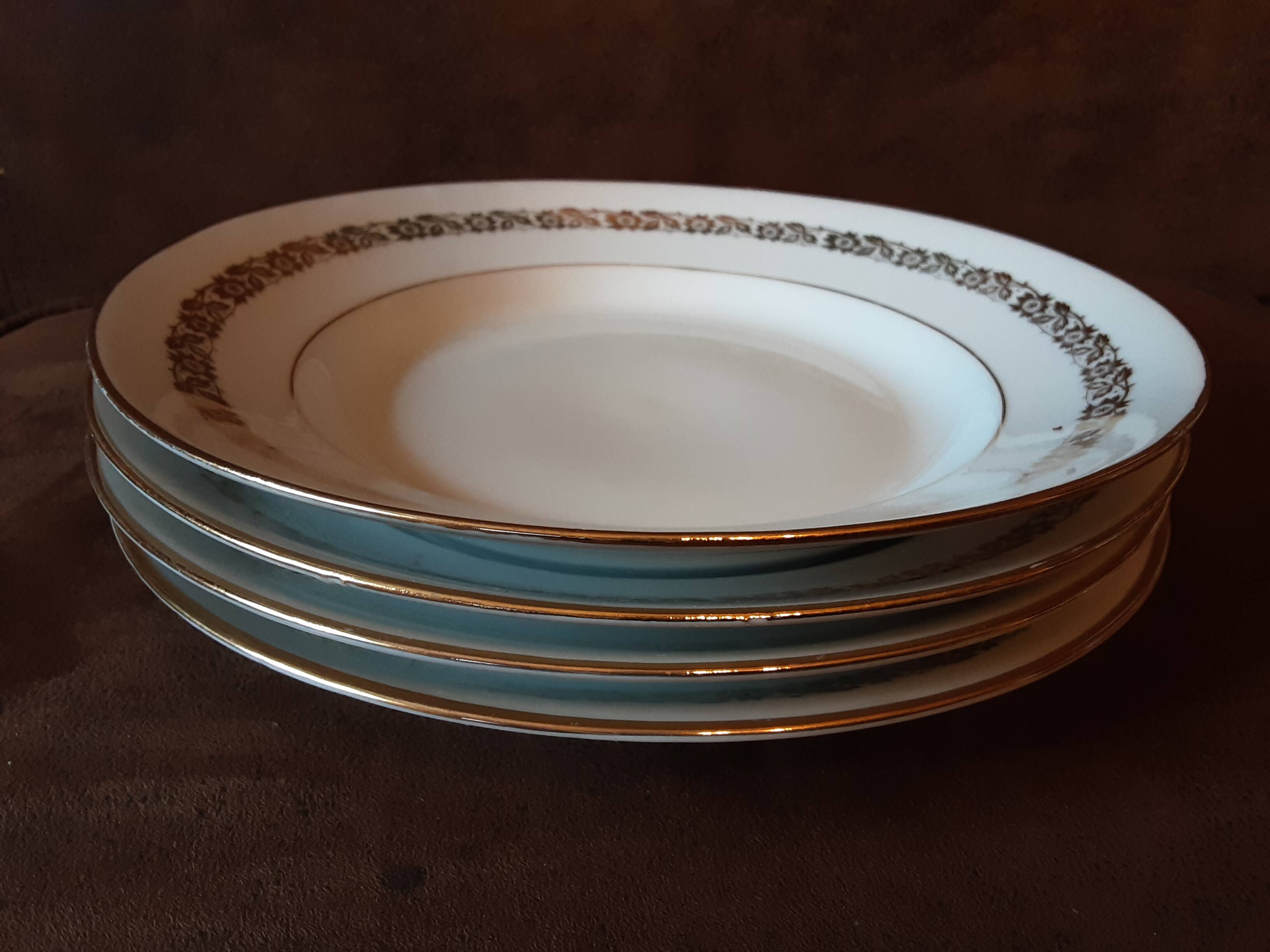 Set of 4 deep plates P F C