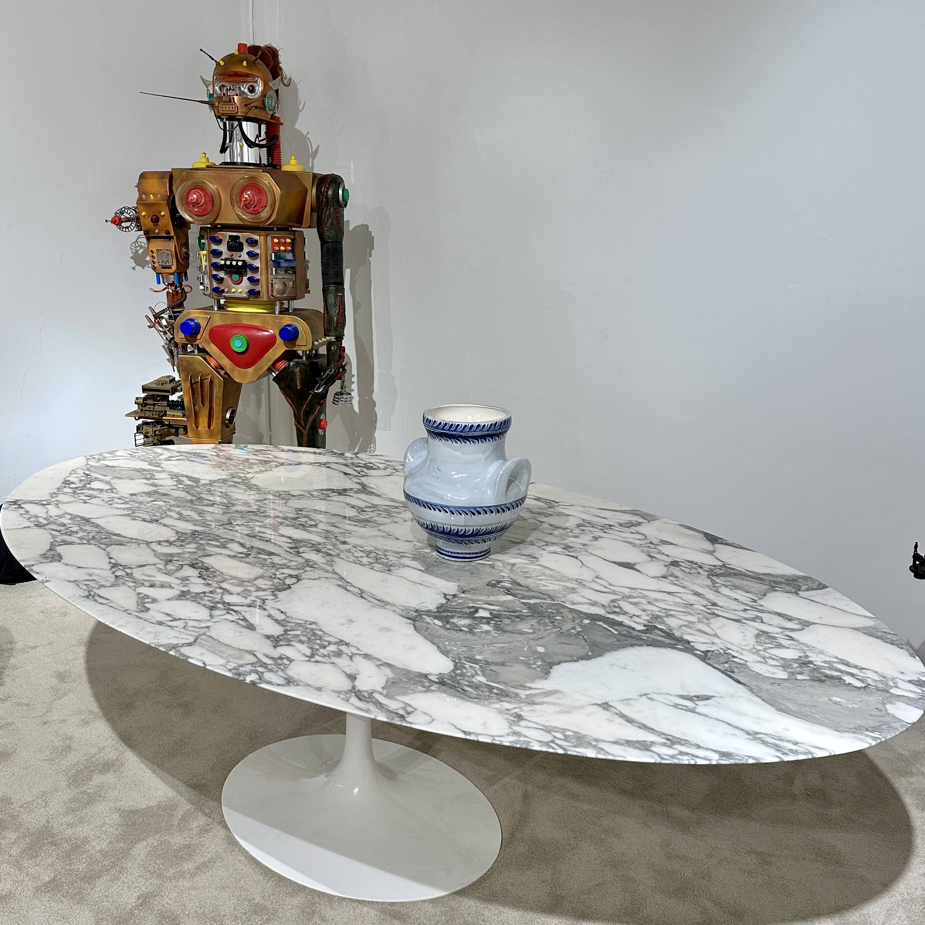 Oval Tulip Marble Table by Saarinen for Knoll - 244 cm