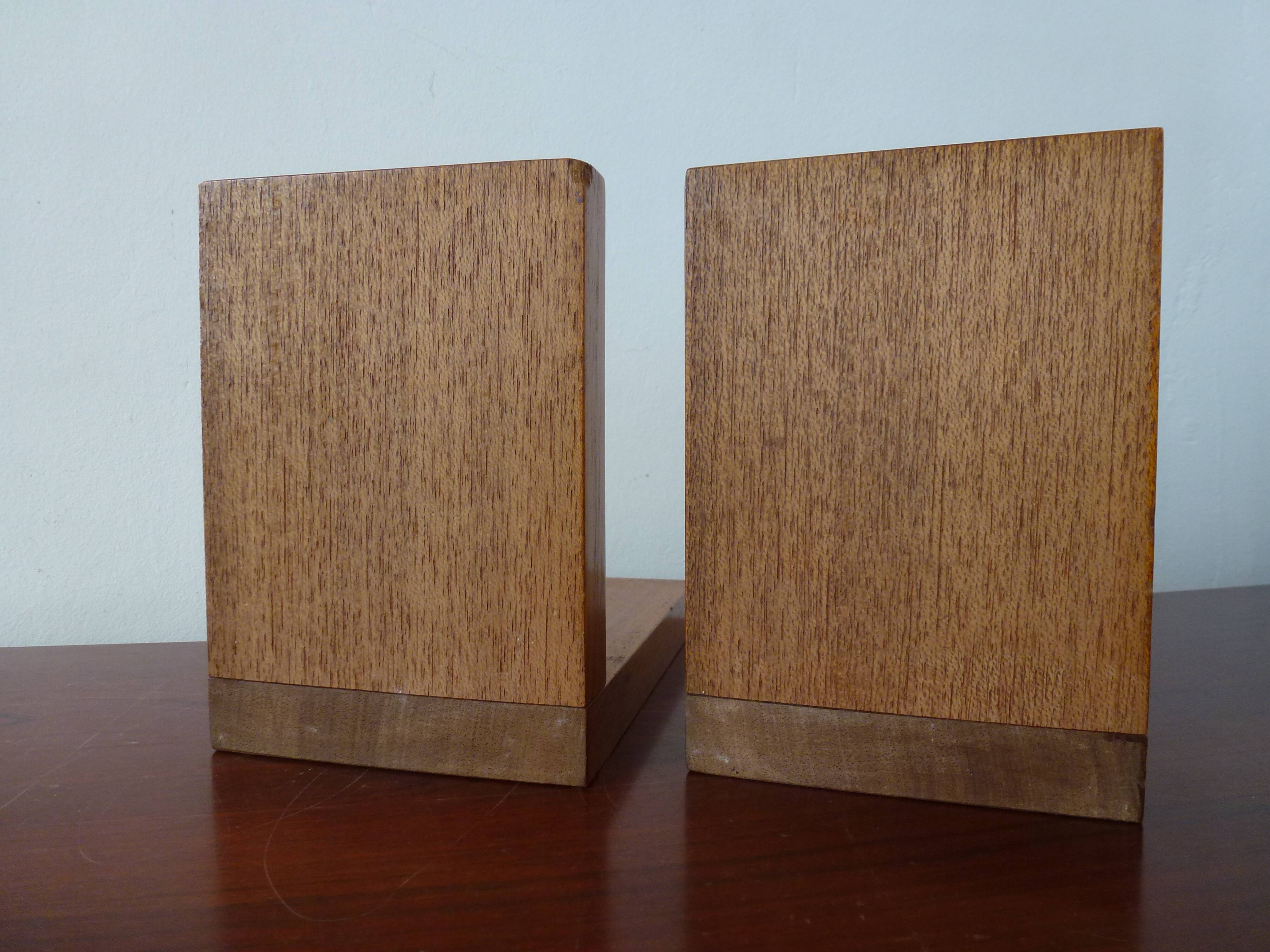 Bookends origami design 50/60