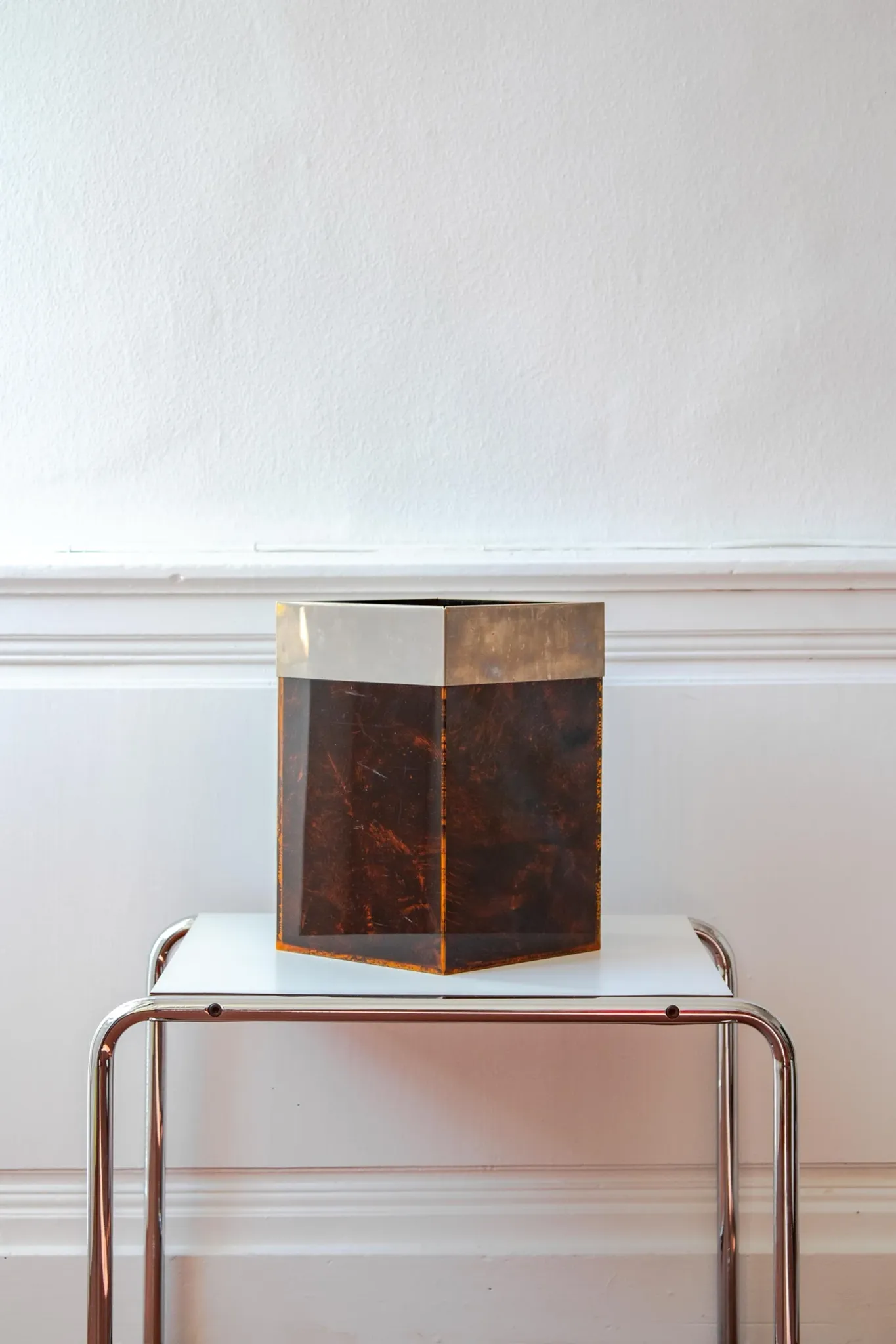 Vintage style basket Christian Dior Home, tortoiseshell acrylic