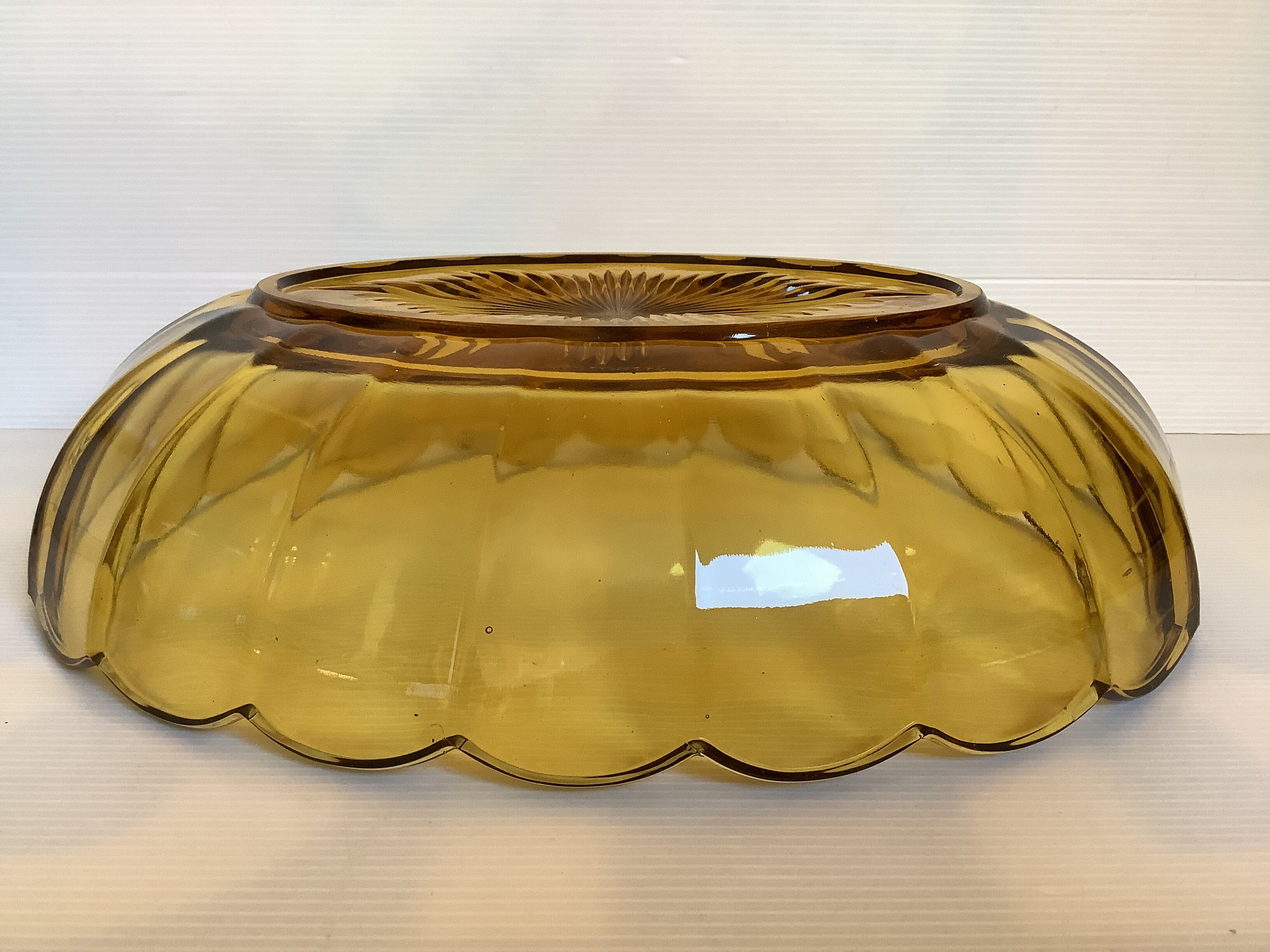 Val Saint Lambert fruit bowl centerpiece