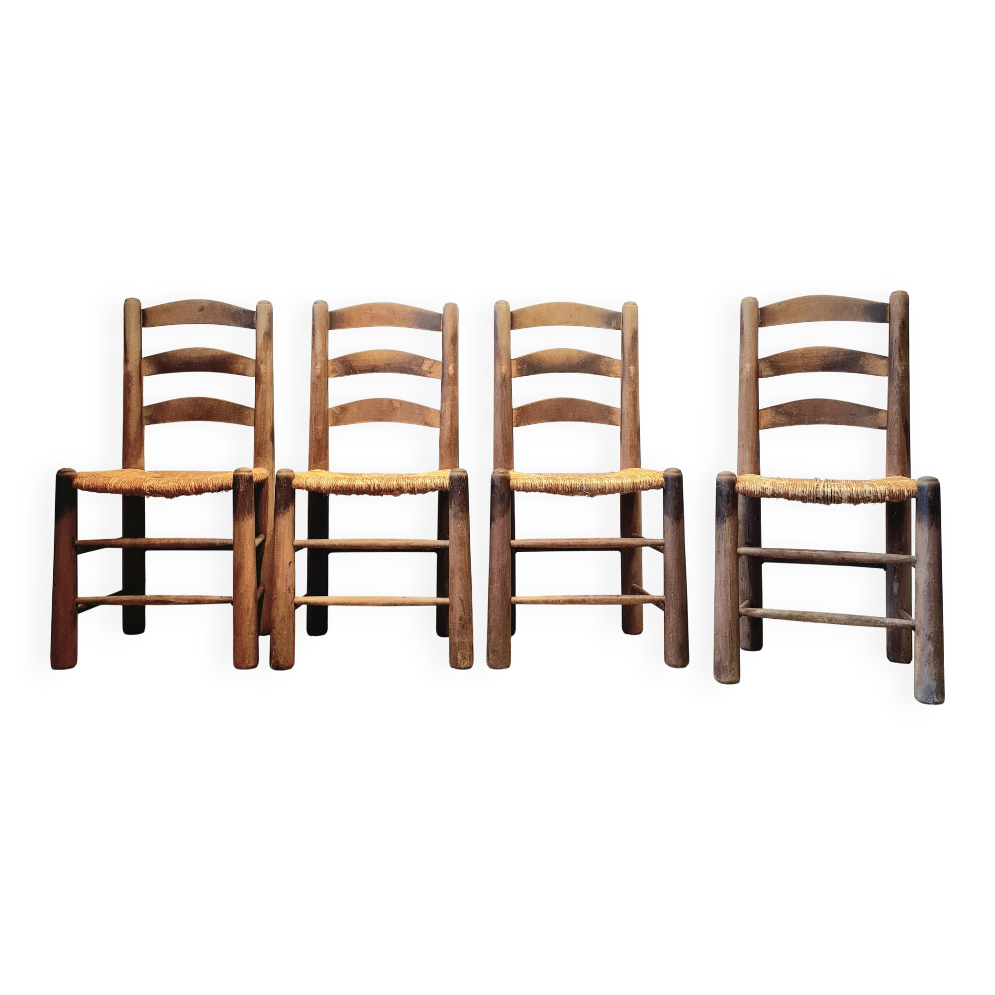Chaises brutalistes en bois et paille de George Robert