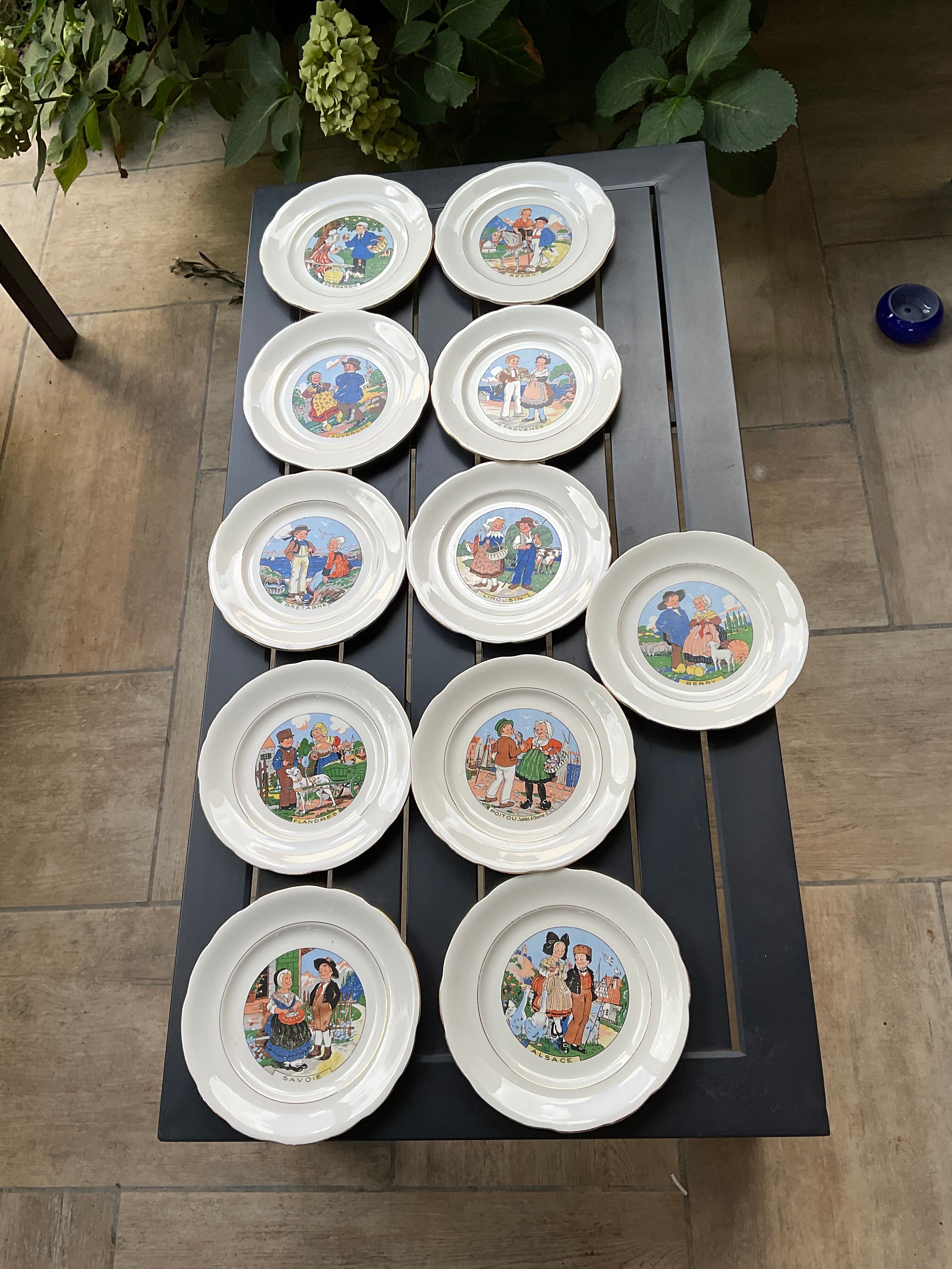 11 assiettes à dessert sarreguemines vintage