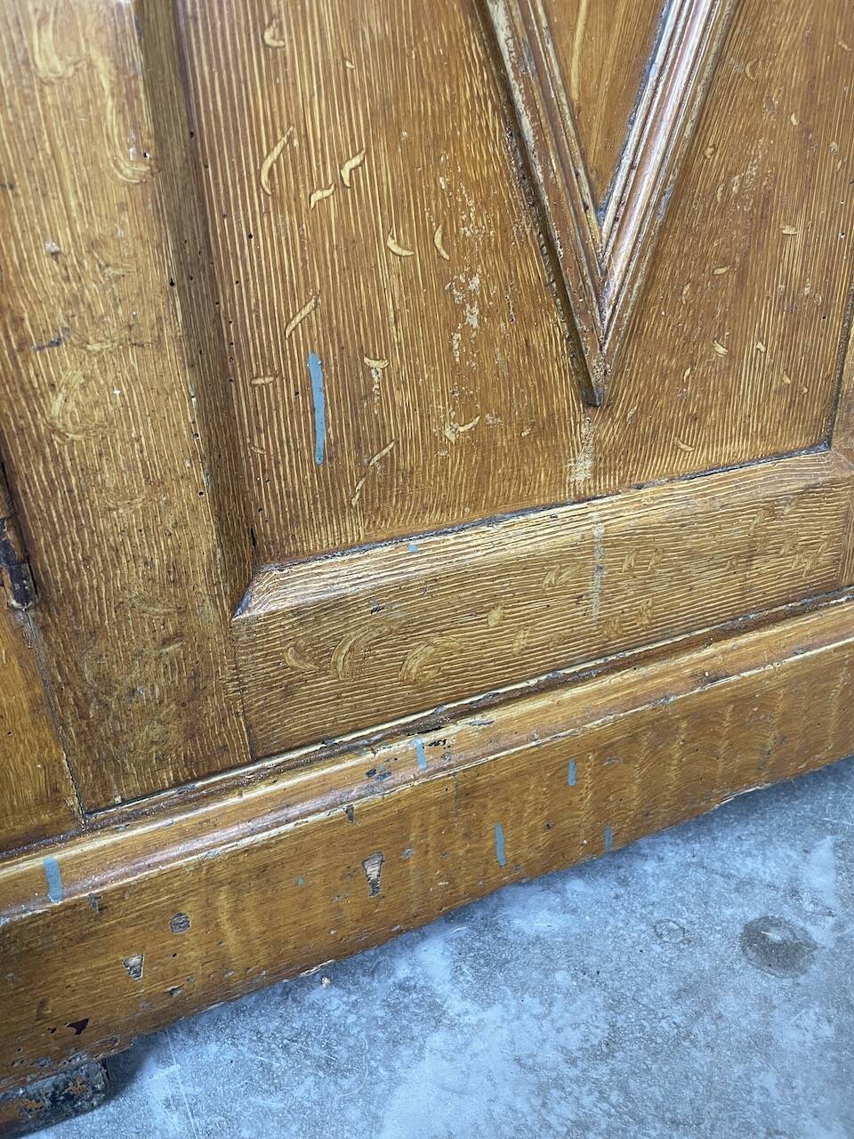 Two-body grocery cabinet, 1900