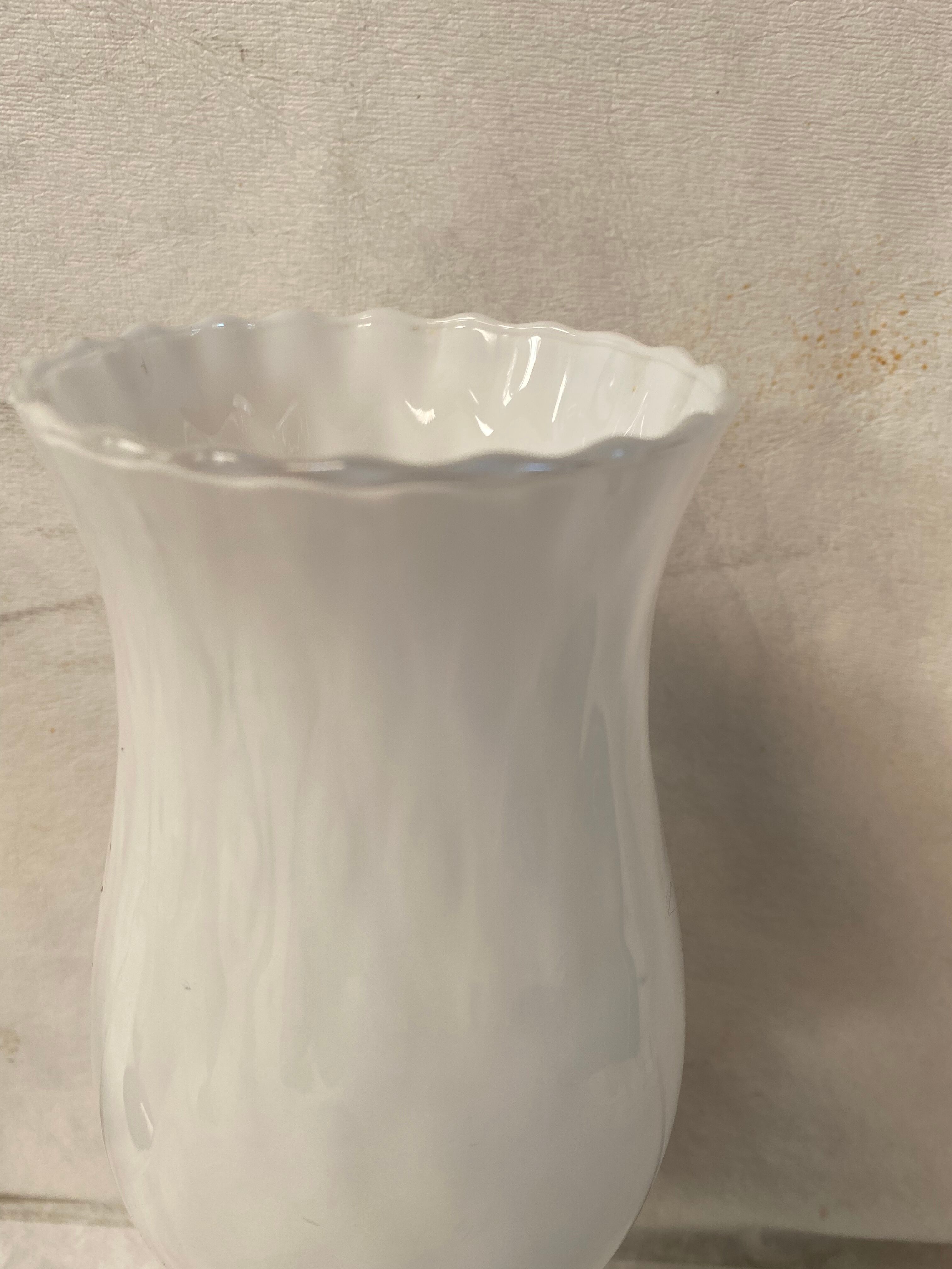 Vintage opaline vase