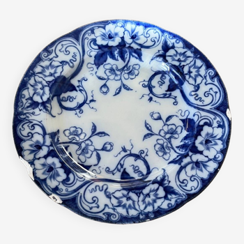 Old Creil and Montereau round dish