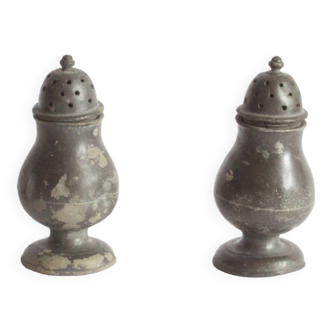 Antique muffineers, salt or sugar shakers in pewter, 18th