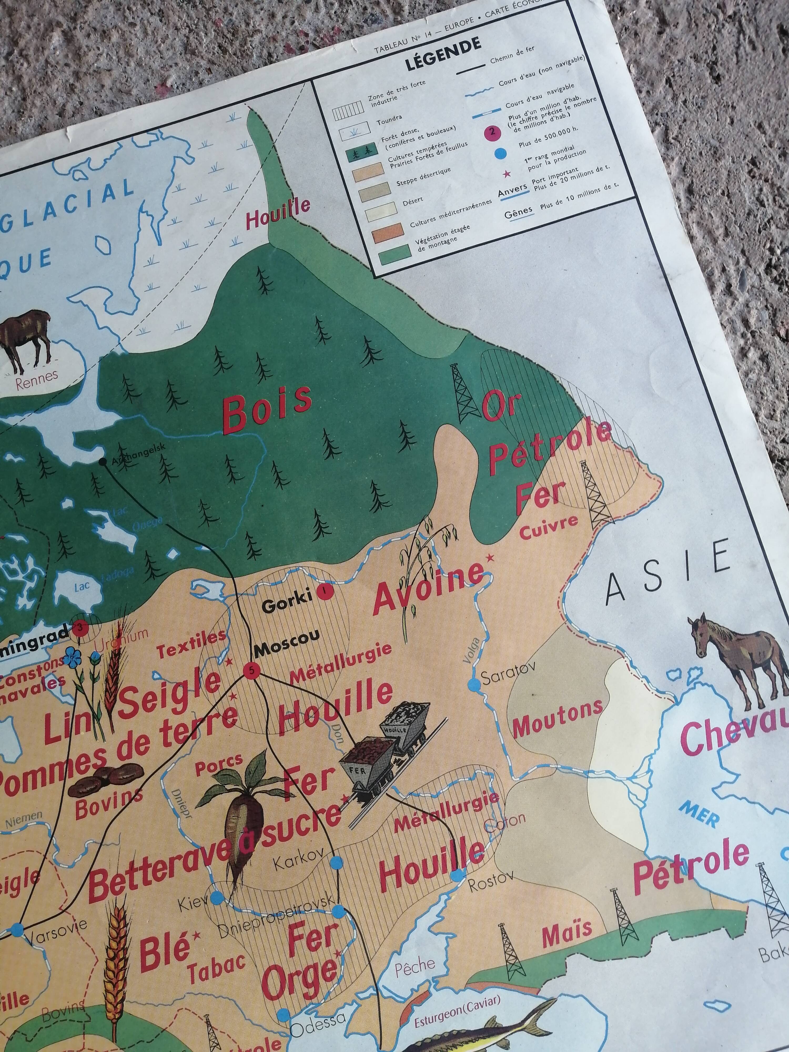 Vintage school map mdi: Africa-Europe economic.