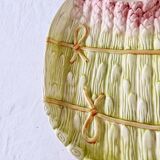 Plat spectaculaire pour servir les asperges en barbonine fabriqué au Portuga