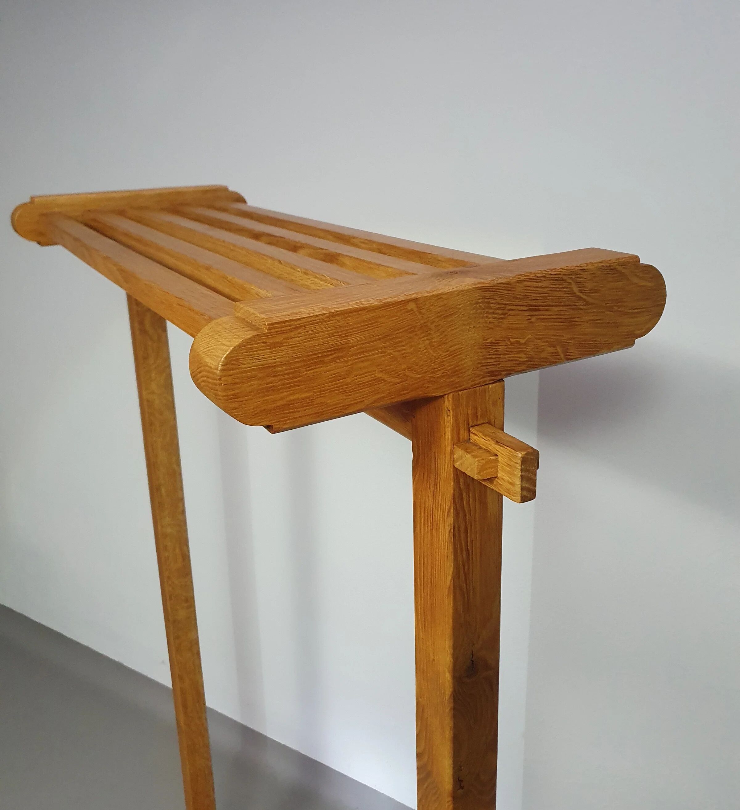 Floor oak coat rack 172 x 110 x depth 55
